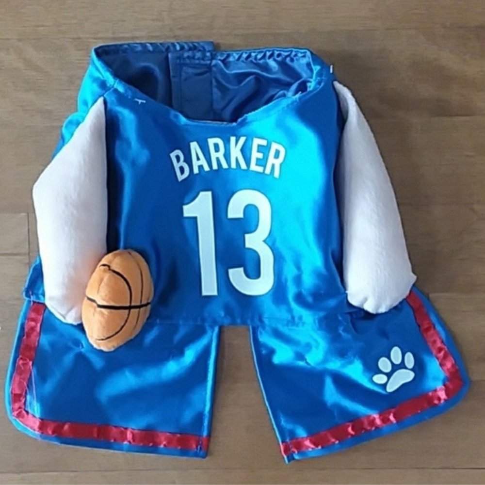 Dog Pet Halloween Costume Basketball Player "Barker"  Size Sm Med  NWT